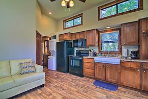 Fredericksburg Cottage ~ 1 Mile to Main Street!