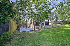 Fredericksburg Cottage ~ 1 Mile to Main Street!