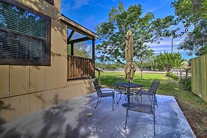 Fredericksburg Cottage ~ 1 Mile to Main Street!