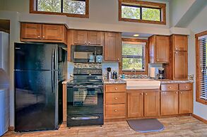 Fredericksburg Cottage ~ 1 Mile to Main Street!