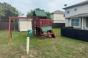 San Antonio Home w/ Pool Access: Near Lackland AFB