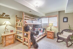 Stunning Mtn Views, Private Stream: Evergreen Gem!