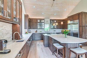 Stunning Mtn Views, Private Stream: Evergreen Gem!