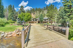 Stunning Mtn Views, Private Stream: Evergreen Gem!