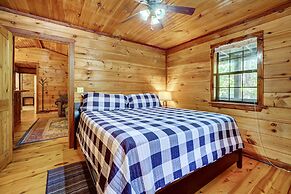 Private Broken Bow Cabin w/ Hot Tub + Gazebo!