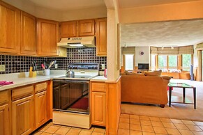 Scenic Bartlett Home w/ Deck - 1 Mi to Storyland!