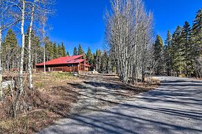 Charming Leadville Retreat w/ Private Hot Tub
