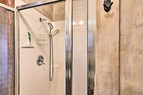 Charming Leadville Retreat w/ Private Hot Tub