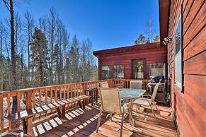 Charming Leadville Retreat w/ Private Hot Tub