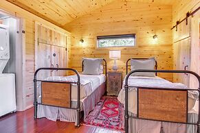 Mountain Home Cabin Rental w/ Fire Pit!