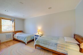 Game Room + Mtn Views: Banner Elk Cabin