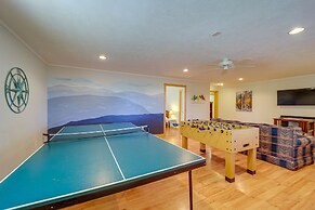 Game Room + Mtn Views: Banner Elk Cabin