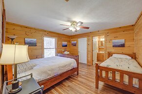 Game Room + Mtn Views: Banner Elk Cabin