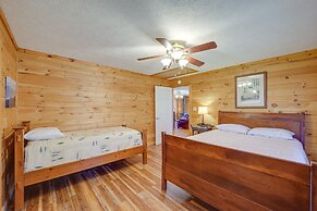 Game Room + Mtn Views: Banner Elk Cabin