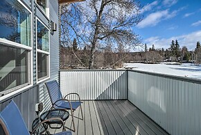 Pet-friendly Duplex w/ Northern Lights Aurora View