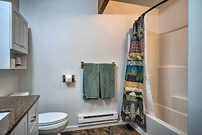 Pet-friendly Duplex w/ Northern Lights Aurora View