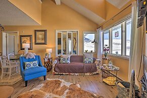 Cozy Ski-in/ski-out Granby Condo w/ Balcony!
