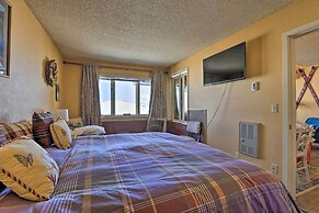 Cozy Ski-in/ski-out Granby Condo w/ Balcony!