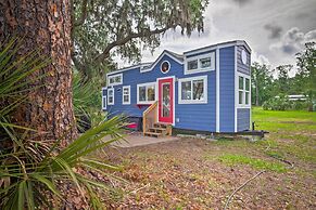 Waterfront Tiny House With Private Dock & Patio!