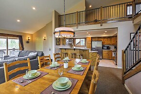 Walk to Main Street: Mtn-view Frisco Unit w/ Loft