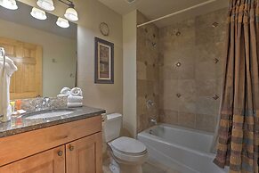 Large Deck + Stunning Views: Mtn Condo in Frisco!