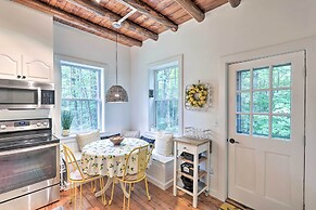 Charming Jaffrey Cottage w/ Deck & Grill!