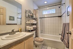 Frisco Townhome w/ Hot Tub - 10 Mi to Breckenridge