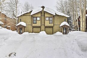 Frisco Townhome w/ Hot Tub - 10 Mi to Breckenridge