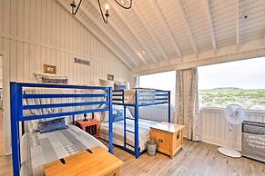 Spacious Getaway ~ 12 Acres, Views, & Hot Tub!