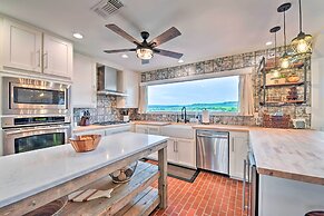 Spacious Getaway ~ 12 Acres, Views, & Hot Tub!