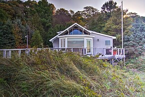 Lakefront Montague Cottage w/ Deck & Beach!