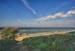 Lakefront Montague Cottage w/ Deck & Beach!