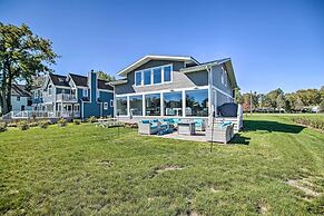 Home on Fox River: Modern Decor Style!