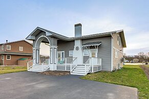 Home on Fox River: Modern Decor Style!