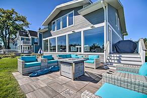 Home on Fox River: Modern Decor Style!