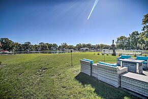 Home on Fox River: Modern Decor Style!