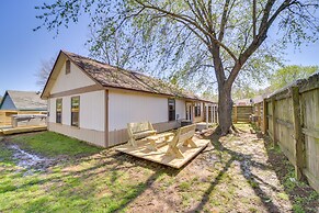 Barling Vacation Rental: Fenced-in Yard w/ Hot Tub