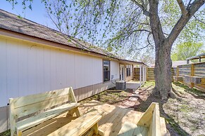 Barling Vacation Rental: Fenced-in Yard w/ Hot Tub