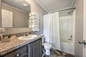 Pet-friendly Cassolopis Escape, Near Lake!