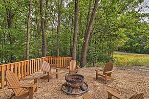 Bull Shoals Condo Retreat ~ 1 Mi to Marina!