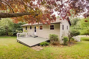 Cozy 'nonny Cottage' Near Appalachian Trail!