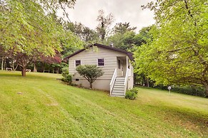 Cozy 'nonny Cottage' Near Appalachian Trail!