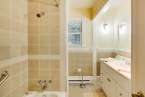 Cozy 'nonny Cottage' Near Appalachian Trail!