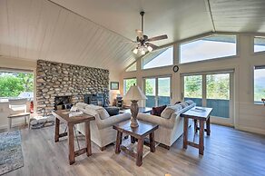 House w/ Balcony ~ 5 Mi to Cranmore Resort!