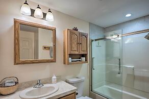 House w/ Balcony ~ 5 Mi to Cranmore Resort!