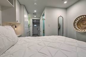 Aspen Condo w/ Mountain Views & Ski Access!