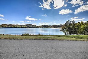 1872 Bethlehem Home w/ View of Ohio River!