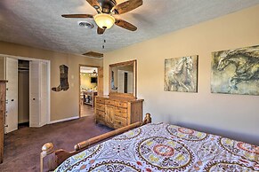 Comfy Ranch Apartment in New River Stables!