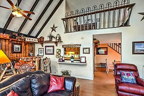 A-frame Ruidoso Retreat w/ Deck, Grill & Views!