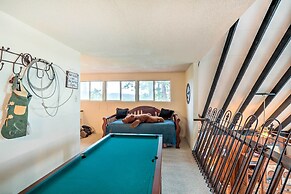 A-frame Ruidoso Retreat w/ Deck, Grill & Views!
